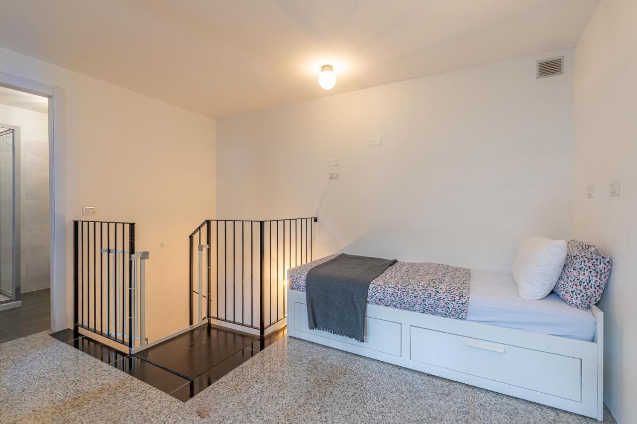 Apartament Moderno Loft A Due Passi Dal Lago Torno Zewnętrze zdjęcie